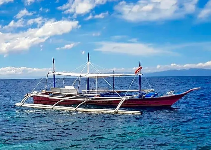 Inn Gaja Go Dive & *